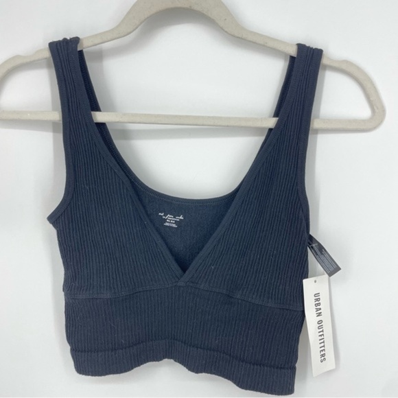 Urban Outfitters out from under ribbed Crop Tank black Sz M-L - Picture 2 of 6